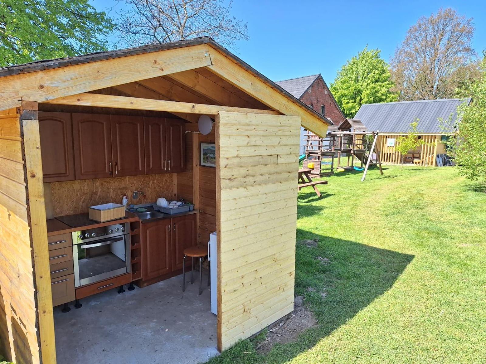 Camping, Zabierz Wlasny Namiot Kameralne Pole Namiotowe Z Basenem Kinem Plenerowym Miejscem Na Ognisko I Placem Zabaw Zywe Zwierzeta Agroturystyka Giebultow  Exterior foto
